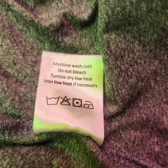 Gray Top w Black & White Striped Sleeves By Doublju 2x Emo Scene Punk Bubblegum◯ - Picture 8 of 8